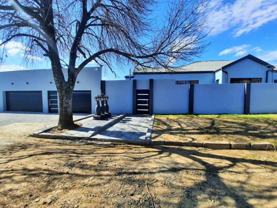 To Let 3 Bedroom Property for Rent in Eureka Free State